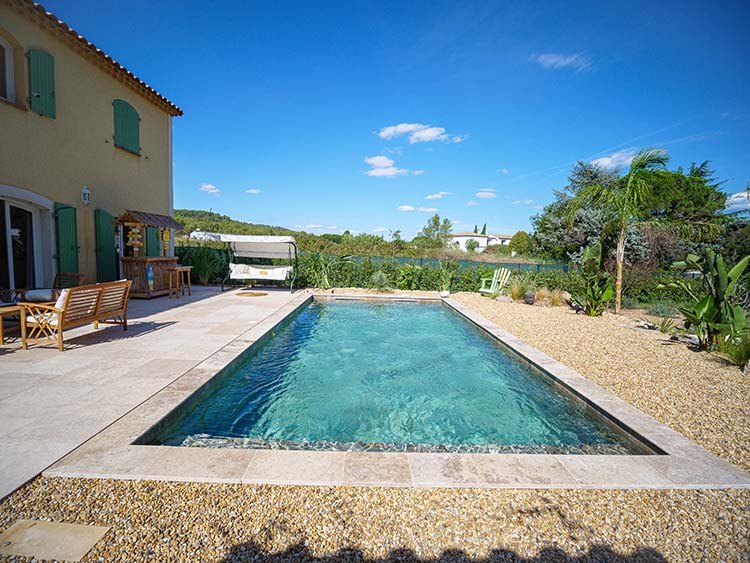 Pisciniste près de Saint-Raphaël